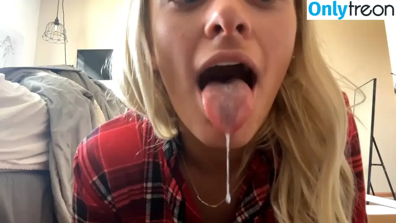 dirtybabe85265 nude photo #0003 (dirtygame856 / xxdirtyblonde)