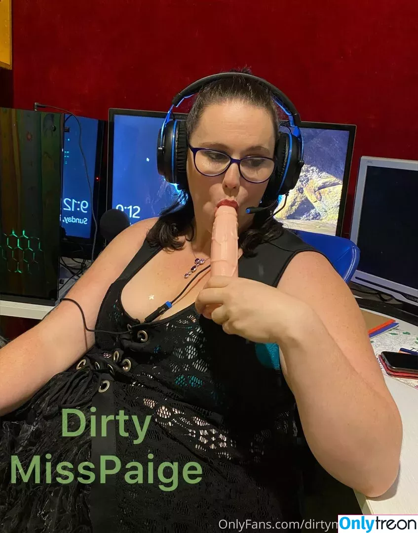 dirtymisstresspaige nude photo #0017 (dirtytimeent_ooproductionz)