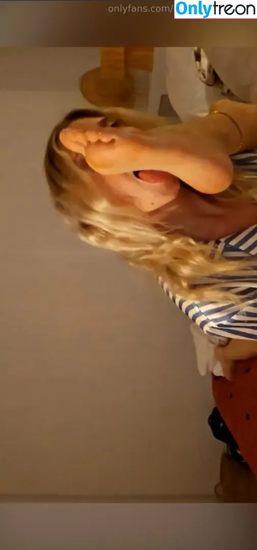 Dirtysockcousins nude photo #0109 (dirtysnowqueen_)