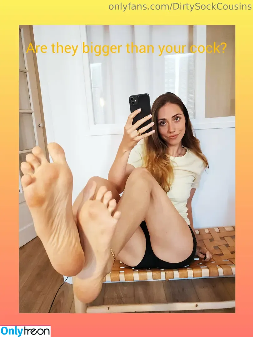 Dirtysockcousins nude photo #0121 (dirtysnowqueen_)