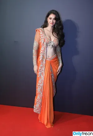 Disha Patani / Paatni / dishapatani / dishpatani nude photo #0338