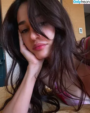 Disha Patani / Paatni / dishapatani / dishpatani nude photo #0356