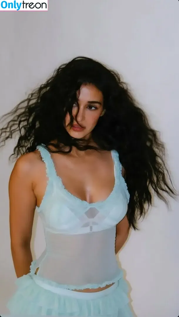 Disha Patani nude photo #0391 (Paatni / dishapatani / dishpatani)