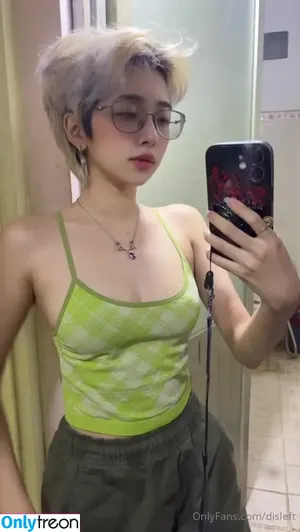 Disleft / Mercury Nguyen nude photo #0107