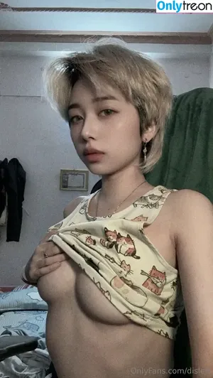 Disleft / Mercury Nguyen nude photo #0114