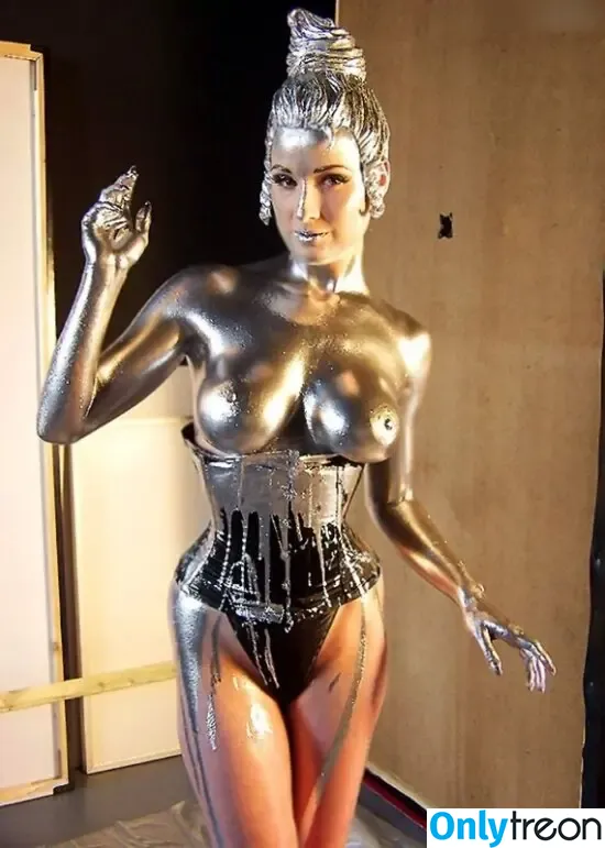 Dita Von Teese nude photo #0198 (Ditavonteese)