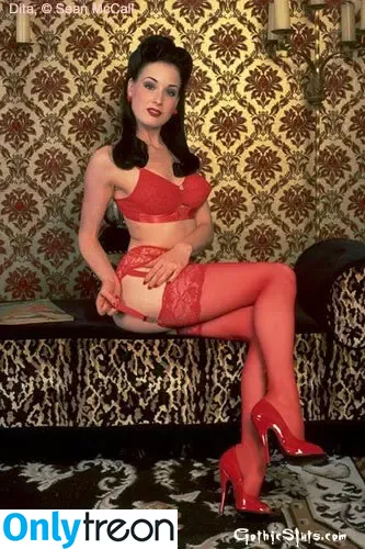 Dita Von Teese nude photo #0404 (Ditavonteese)