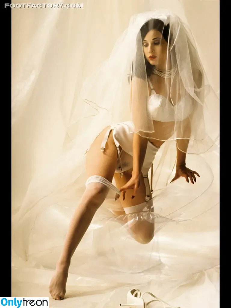 Dita Von Teese nude photo #0922 (Ditavonteese)