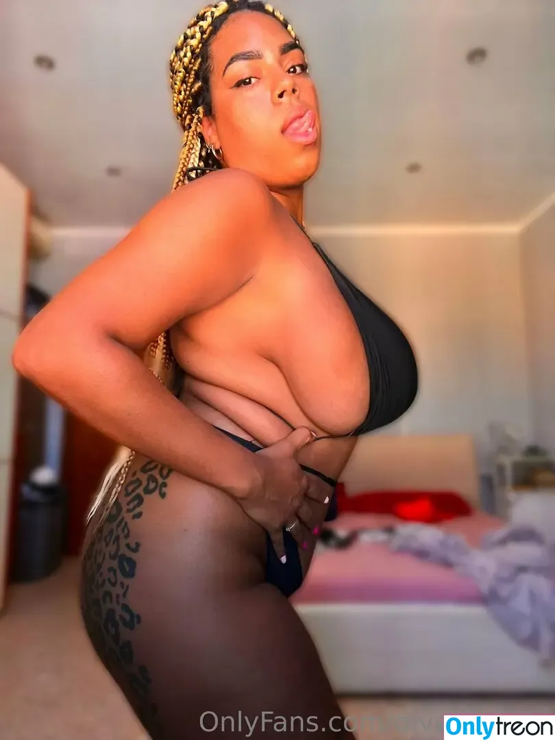 divanice_17 nude photo #0055 (divanice_oficial)