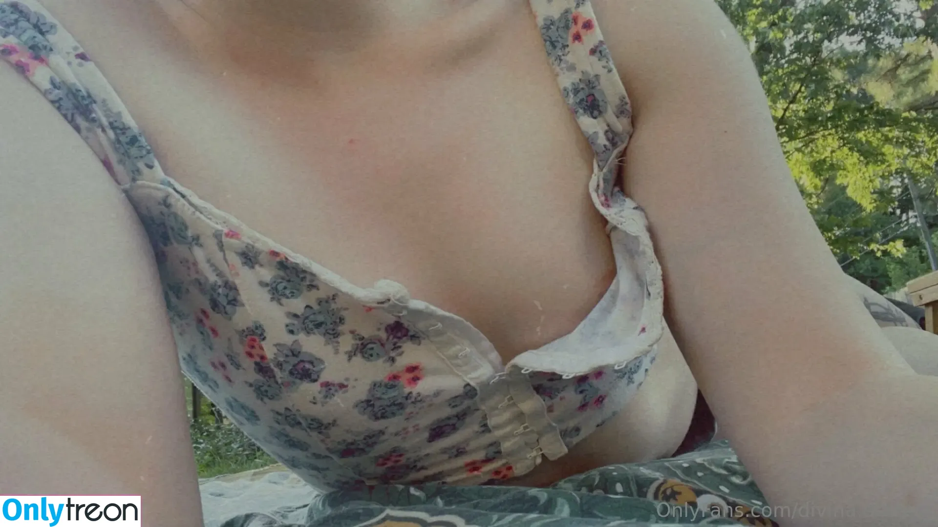 divina.desires nude photo #0014 (divine.desires)