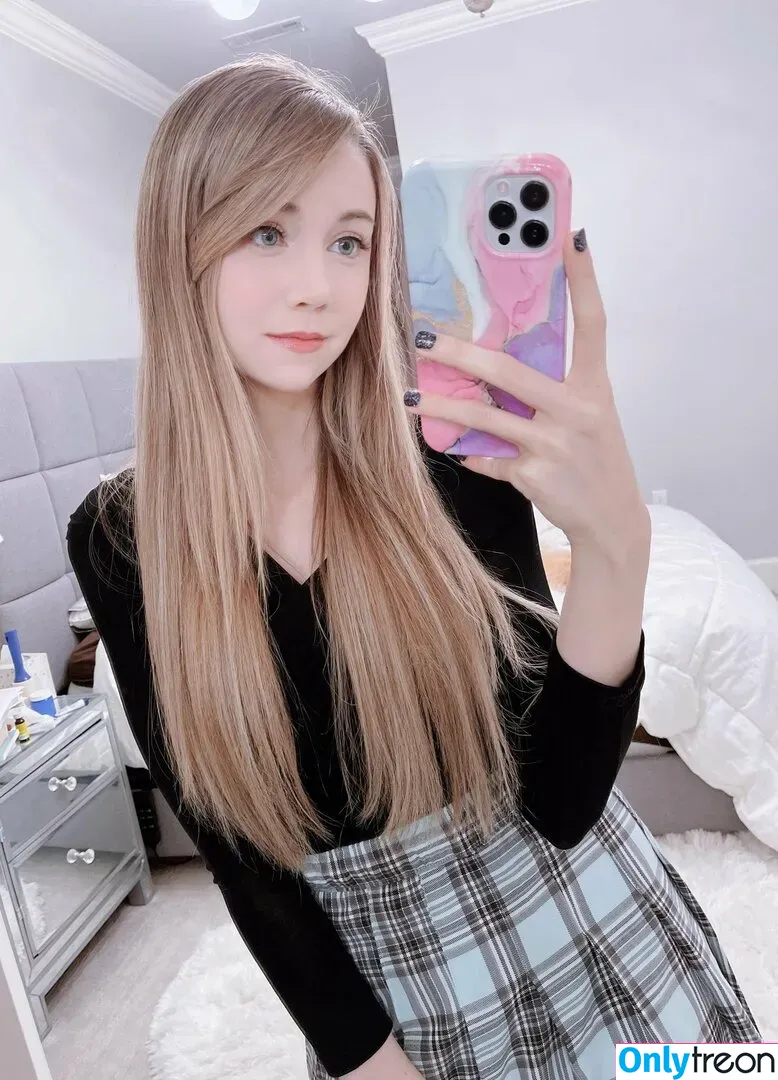 Dizzykitten nude photo #0098 (dizzykitten7 / dizzykittenpaws / thedizzykitten)