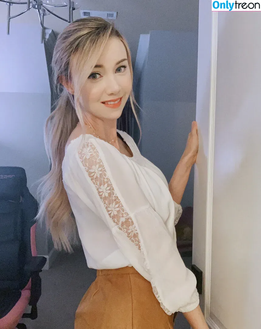 Dizzykitten nude photo #0124 (dizzykitten7 / dizzykittenpaws / thedizzykitten)