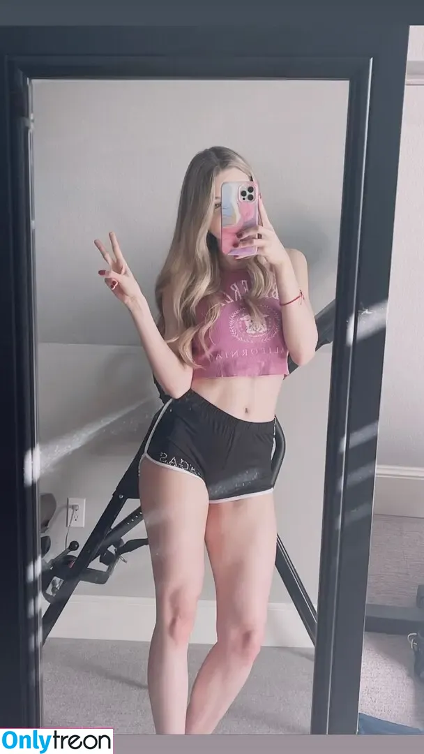 Dizzykitten nude photo #0507 (dizzykitten7 / dizzykittenpaws / thedizzykitten)