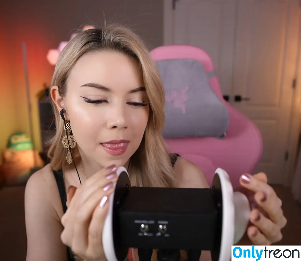 Dizzykitten nude photo #0979 (dizzykitten7 / dizzykittenpaws / thedizzykitten)