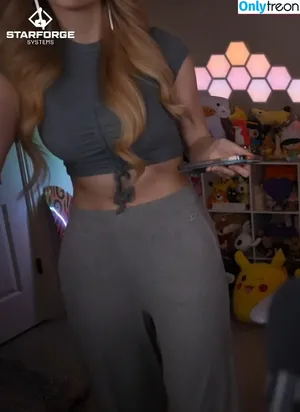 Dizzykitten / dizzykitten7 / dizzykittenpaws / thedizzykitten nude photo #1520
