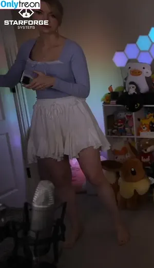Dizzykitten / dizzykitten7 / dizzykittenpaws / thedizzykitten nude photo #1647