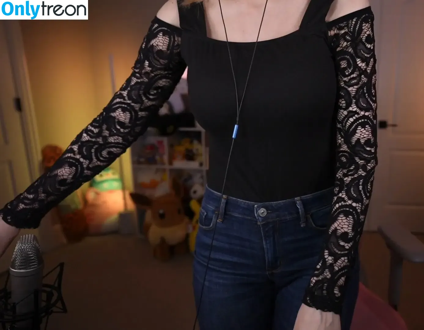 Dizzykitten nude photo #1094 (dizzykitten7 / dizzykittenpaws / thedizzykitten)