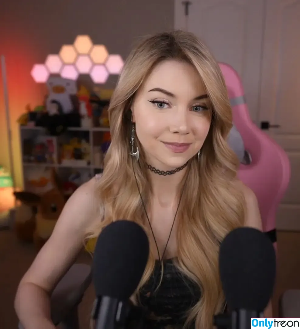 Dizzykitten nude photo #1253 (dizzykitten7 / dizzykittenpaws / thedizzykitten)
