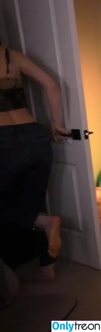 Dizzykitten nude photo #1275 (dizzykitten7 / dizzykittenpaws / thedizzykitten)