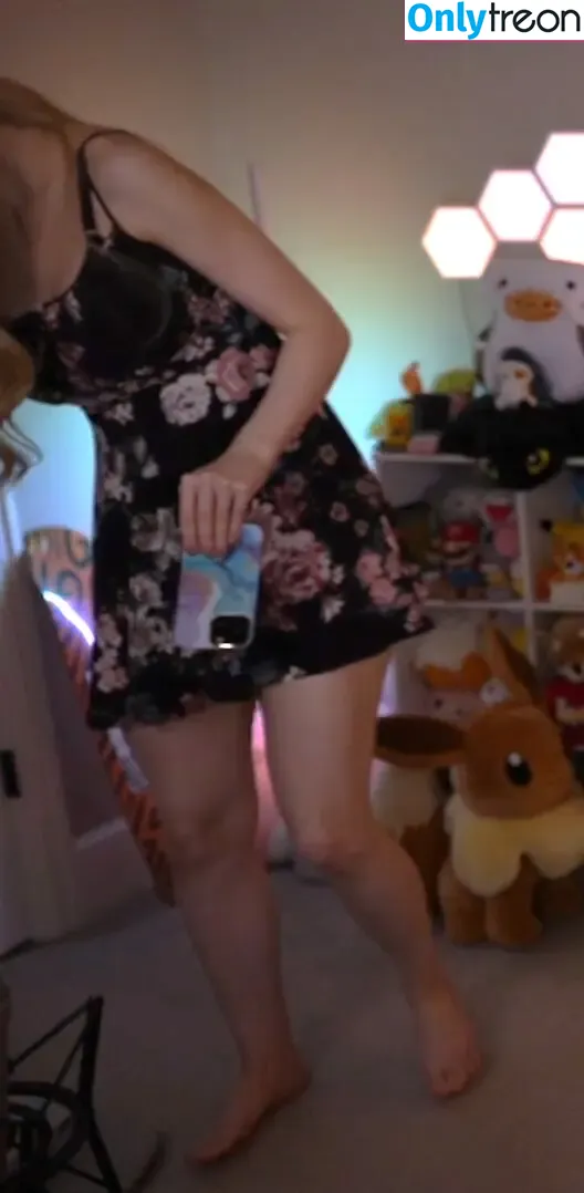 Dizzykitten nude photo #1395 (dizzykitten7 / dizzykittenpaws / thedizzykitten)