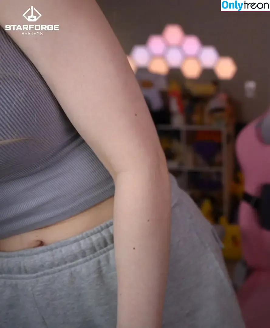 Dizzykitten nude photo #1495 (dizzykitten7 / dizzykittenpaws / thedizzykitten)
