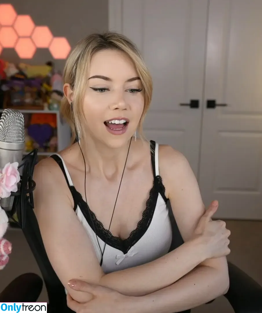 Dizzykitten nude photo #2391 (dizzykitten7 / dizzykittenpaws / thedizzykitten)