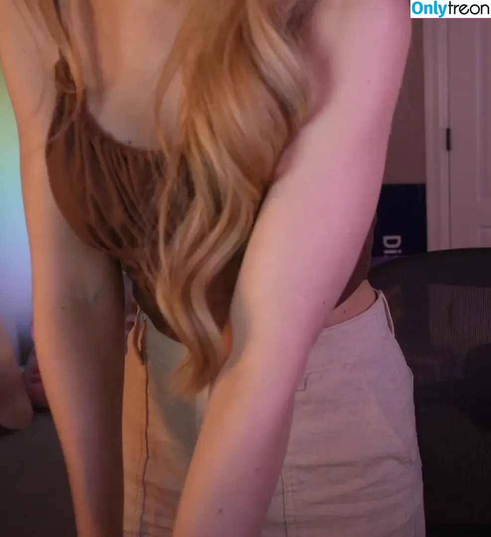 Dizzykitten nude photo #2451 (dizzykitten7 / dizzykittenpaws / thedizzykitten)
