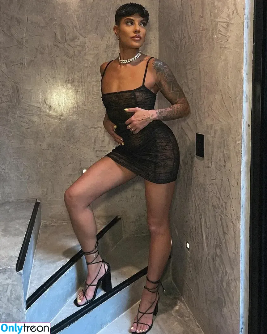 DJHannahRad nude photo #0005 (djhannahb / starley)