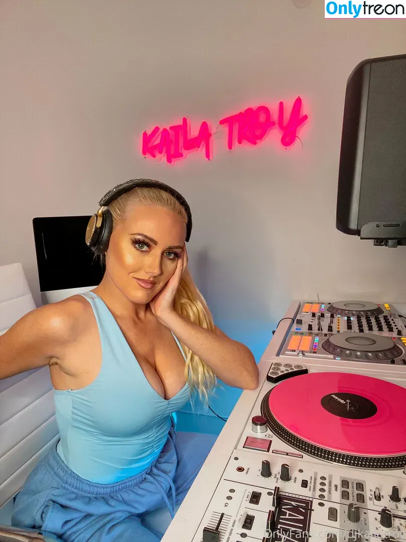 Djkailatroy nude photo #0118 (Djkailatroy)