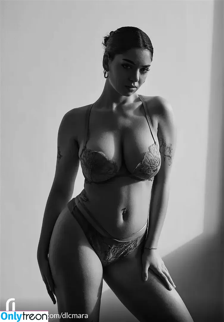 dlc.mara nude photo #0002 (dlcmara / popgloss)