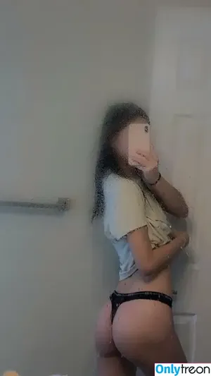 dndhelen / dndhelenn / helenadanae / hunnyhelen nude photo #0016