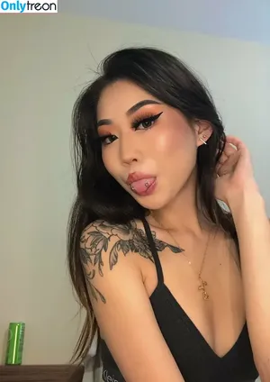 dndhelen / dndhelenn / helenadanae / hunnyhelen nude photo #0020