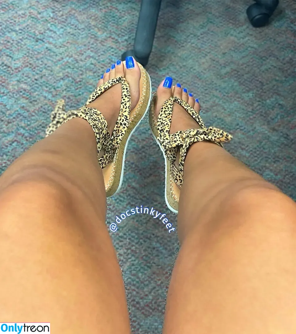 docstinkyfeet nude photo #0023 (Spoil Yaya)
