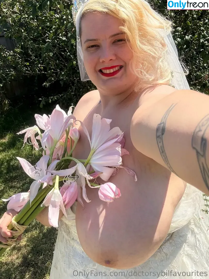 doctorsybilfavourites nude photo #0031 (doctorsybilfavourites)