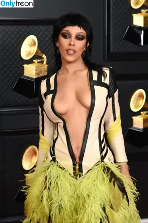 Doja Cat / DojaCat nude photo #0040