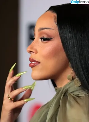 Doja Cat / DojaCat nude photo #0069