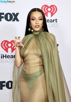 Doja Cat / DojaCat nude photo #0072