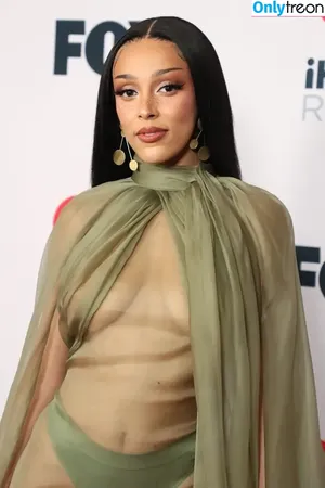 Doja Cat / DojaCat nude photo #0078