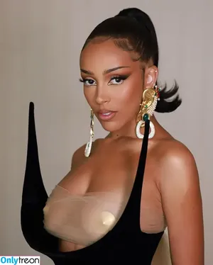 Doja Cat / DojaCat nude photo #0137