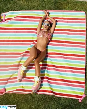 Doja Cat / DojaCat nude photo #0391