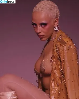 Doja Cat / DojaCat nude photo #0521