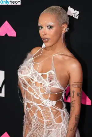 Doja Cat / DojaCat nude photo #0625