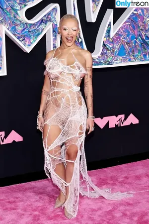 Doja Cat / DojaCat nude photo #0628