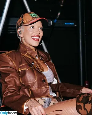 Doja Cat / DojaCat nude photo #0666