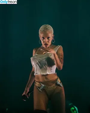Doja Cat / DojaCat nude photo #0668