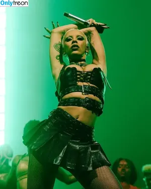 Doja Cat / DojaCat nude photo #0676