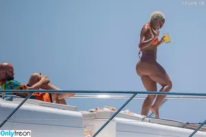 Doja Cat / DojaCat nude photo #0869