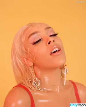 Doja Cat / DojaCat nude photo #0895