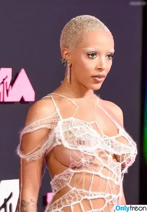 Doja Cat / DojaCat nude photo #0954