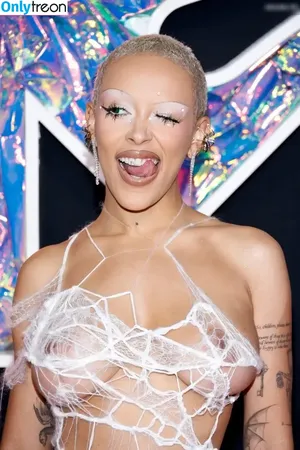 Doja Cat / DojaCat nude photo #0955